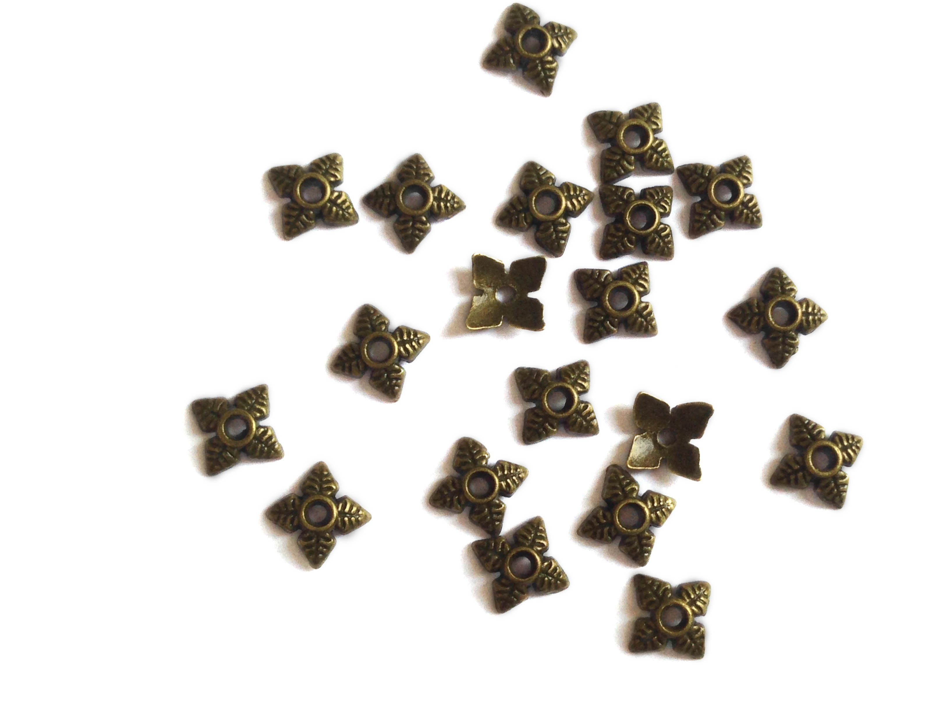 Metal Alloy Bead Caps 5.5mm (5 Grams, 45 Pieces) Flower Antique Bronze Color For Jewellery Making [ac-jwlsupp-00028-m6]