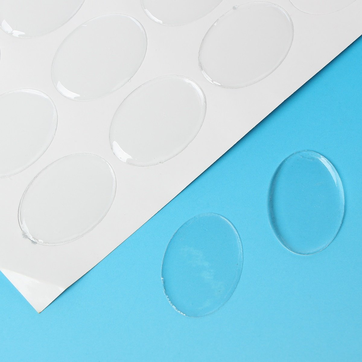 Epoxy Resin Dome Stickers Adhesives Oval 25x18x2 MM (Pack of 10 Pieces) Clear Transparent Color For Jewellery Making DIY Crafts Magnets Photos Drawing Painting [jefs-embelshcabo-00129-m2]